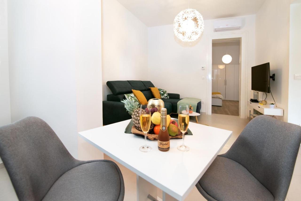 Four Modern Apartment'S At Antique Villa, Castropola 8, Pula, City Center Exterior foto