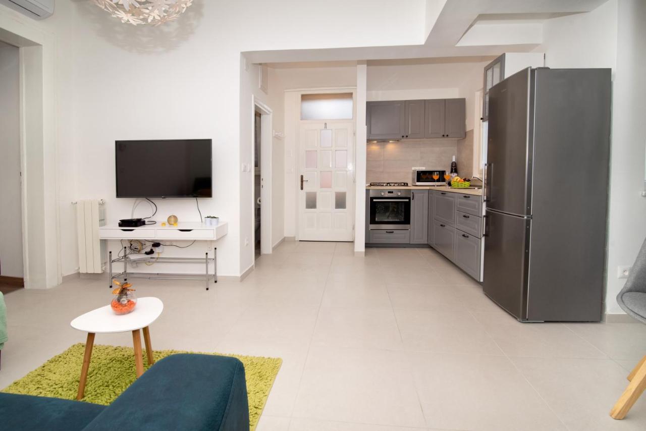Four Modern Apartment'S At Antique Villa, Castropola 8, Pula, City Center Exterior foto