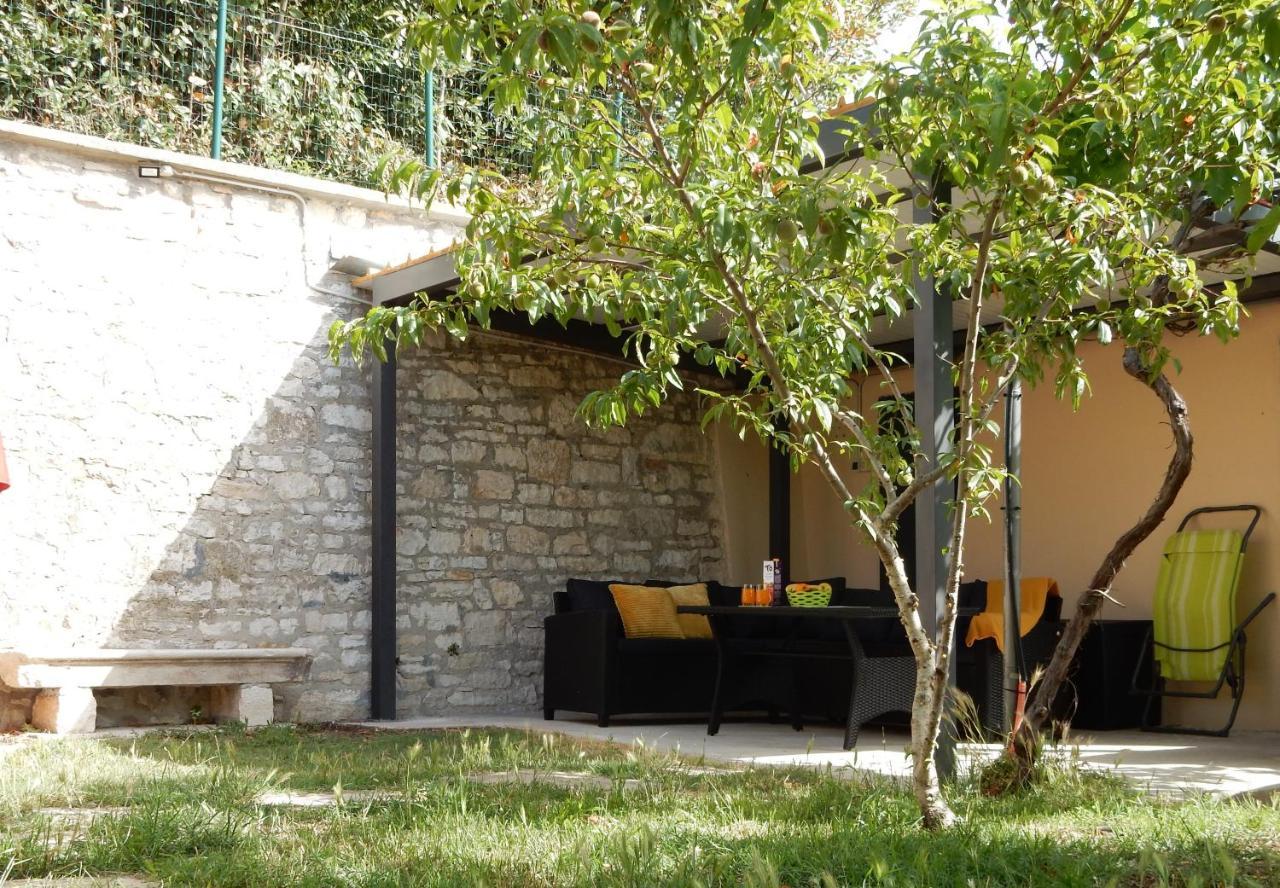 Four Modern Apartment'S At Antique Villa, Castropola 8, Pula, City Center Exterior foto