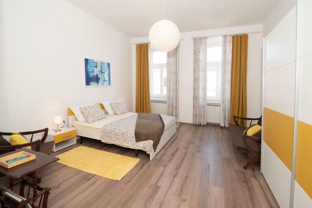 Four Modern Apartment'S At Antique Villa, Castropola 8, Pula, City Center Exterior foto